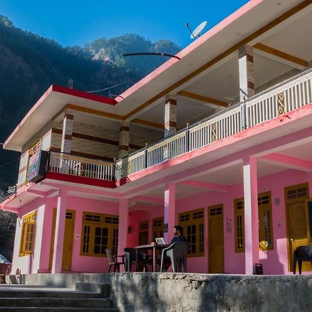 Chojh Inn Cafe & Homestay Kasol Eksteriør bilde