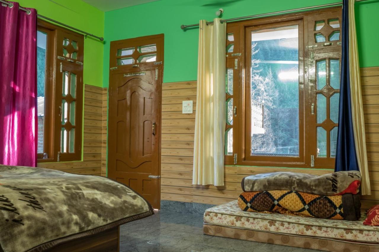 Chojh Inn Cafe & Homestay Kasol Eksteriør bilde